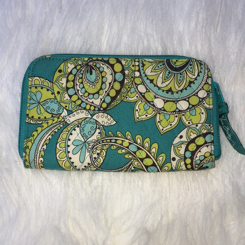 Vera Bradley Wallet - Picture 2 of 3